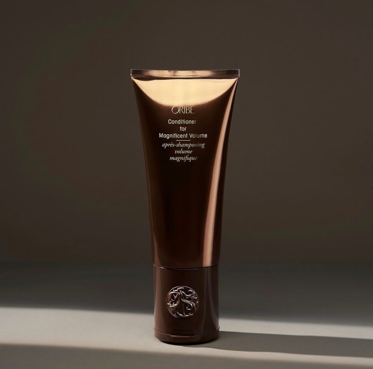 Oribe Conditioner for Magnificent Volume — кондиціонер “Магія об’єму” для тонкого та нормального волосся