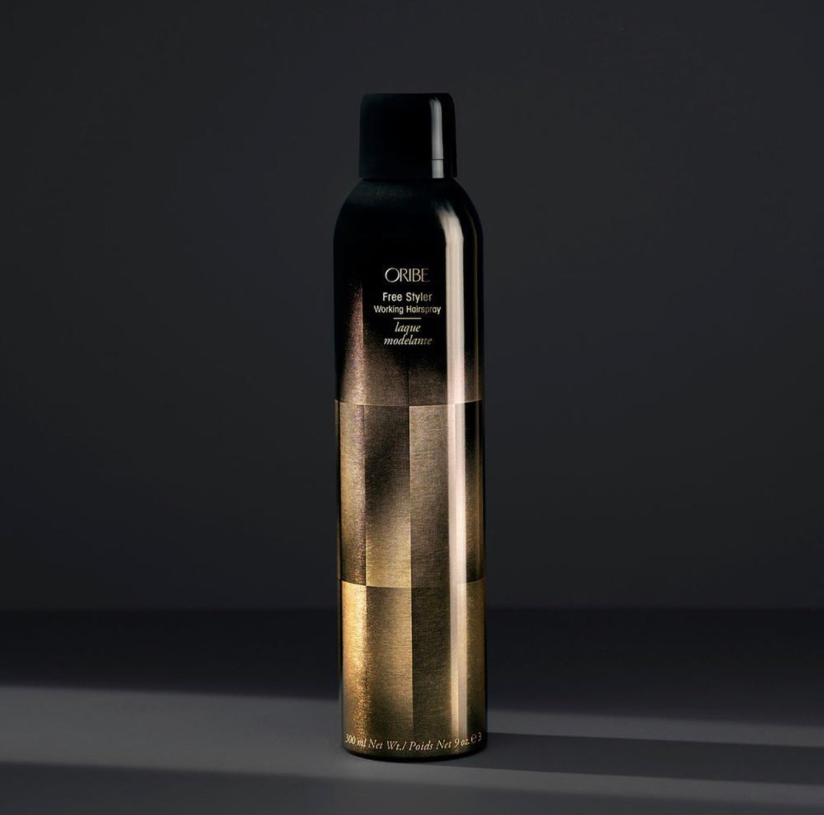 Oribe Free Styler — універсальний лак для волосся з природною фіксацією