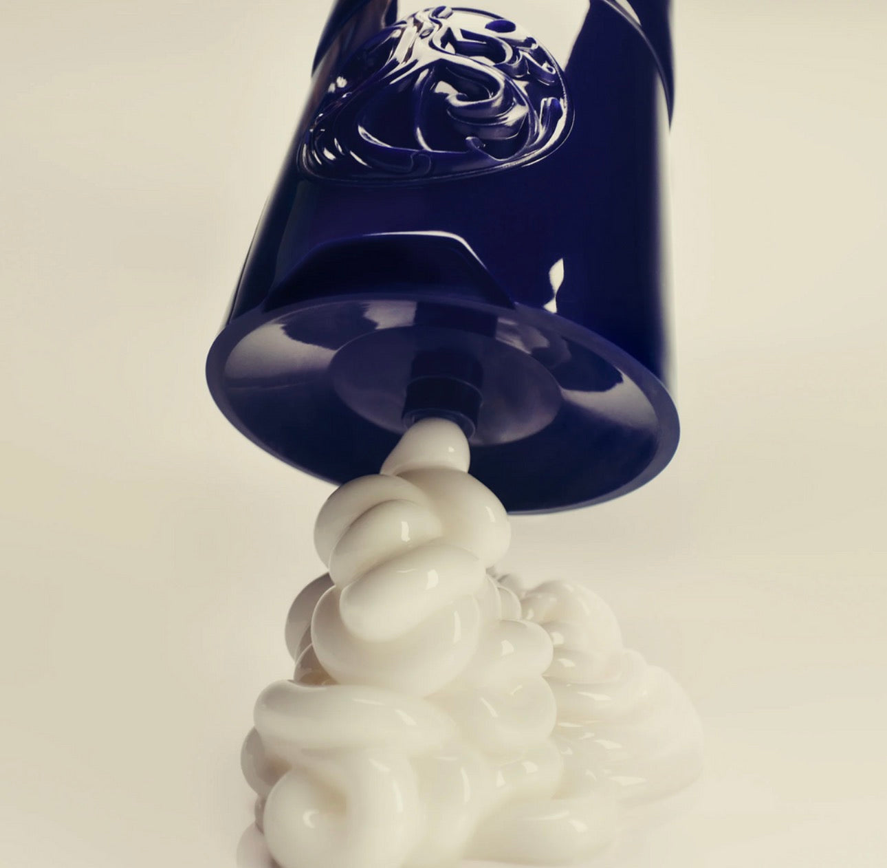 Oribe Supershine Moisturizing Cream — зволожуючий крем для блиску та шовковистості волосся
