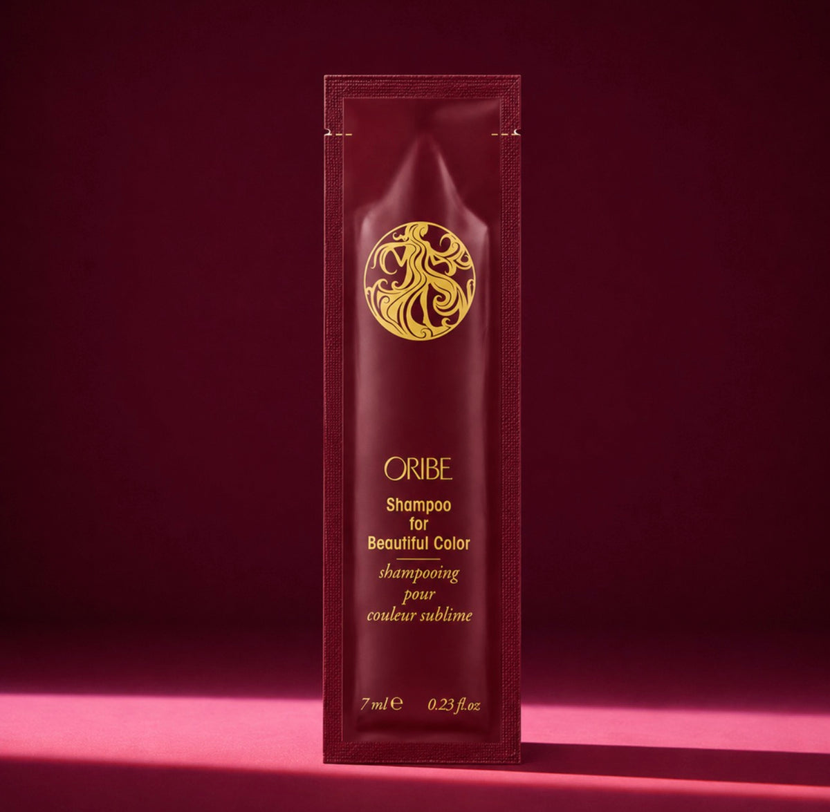 Oribe Shampoo for Beautiful Color — шампунь для фарбованого волосся “Розкіш кольору” з формулою захисту пігменту