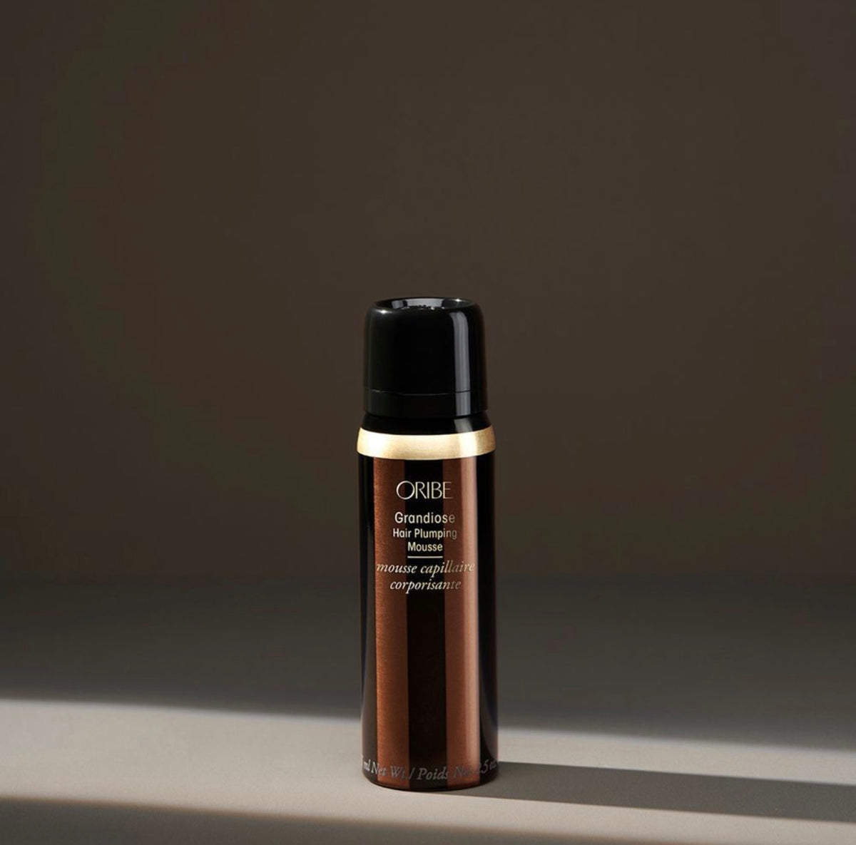 Oribe Grandiose Hair Plumping Mousse — пінка для розкішного об’єму та густоти волосся