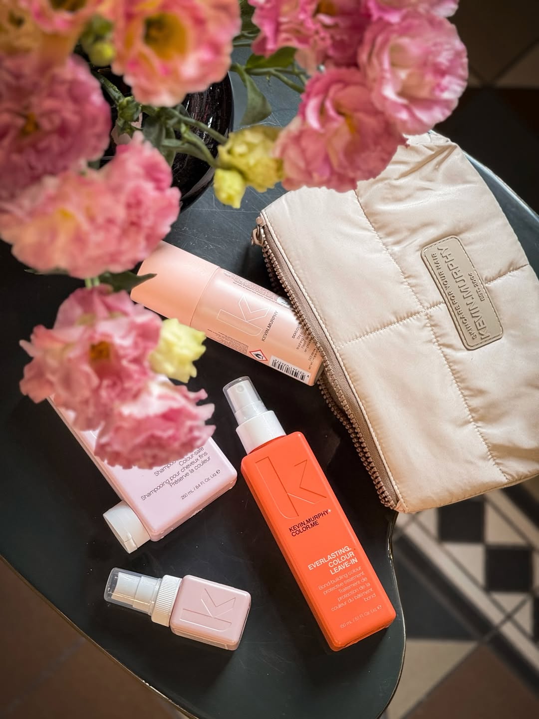 Косметичка бежева POUCH QUILTED KEVIN MURPHY